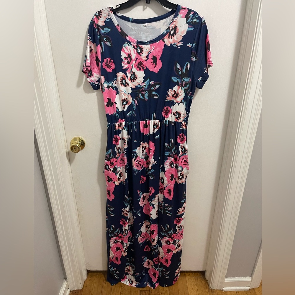 Navy blue floral Maxi dress with pockets
